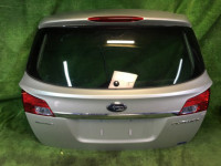Portón trasero SUBARU OUTBACK OEM 60809AJ0309P 63011AJ010 91119AJ080G3 84912AJ250 84912AJ100 BRF 2009 gold D6H