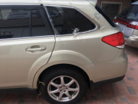 Guarda-lamas traseiro esquerdo 51439AJ0309P SUBARU OUTBACK