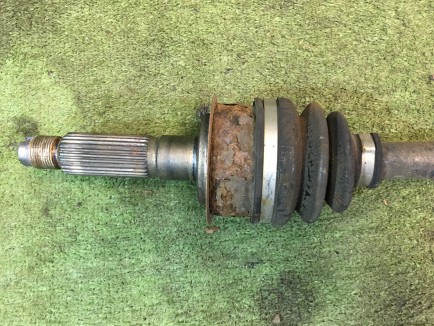 Palier trasero SUBARU OUTBACK OEM 28421AJ011 BRF 2009 EZ36