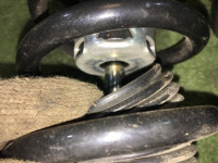 ストラット SUBARU OUTBACK OEM 20310AJ040 20310AJ050 20330AJ050 20365AJ020 20380AJ220 BRF 2009 EZ36
