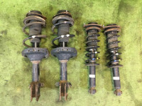 โช้คอัพ 20310AJ040 20310AJ050 20330AJ050 20365AJ020 20380AJ220 SUBARU OUTBACK