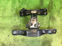 Travesaño de la caja de cambios manual SUBARU LEGACY OEM 41022AC180 41011AE020 41021AC240 41011AE050 BH5 1998 EJ208