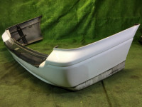 Бампер задний SUBARU LEGACY OEM 57703AE070WG 57711AE040 BH5 1998 Whait 51E