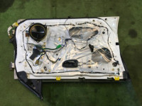 Porta dianteira esquerda SUBARU LEGACY OEM 60009AE010 61280AE010 BH5 1998 Whait 51E
