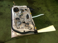 右前门 SUBARU LEGACY OEM 60009AJ0209P 62280AJ020 BH5 1998 Whait 51E