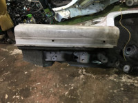 Guarda-lamas traseiro esquerdo SUBARU LEGACY OEM 51410AE150 BH5 1998 Whait 51E