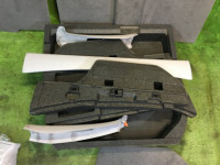 แผงบุห้องเก็บของท้าย SUBARU LEGACY OEM 95066AE020OC 95066AE030OC 95065AE020OC 95067AE050OC 95067AE040OC BH5 1998 Whait 51E