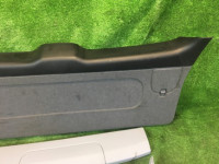 尾门饰板 SUBARU LEGACY OEM 94320AE001AC 94310AE020OB 94310AE030OB 94310AE000OB BH5 2001 Silver 01G