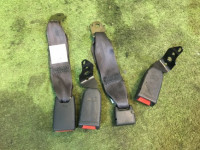 后排安全带锁扣 SUBARU LEGACY OEM 64680AE110ML 64680AE120ML BH5 1998 Whait 51E