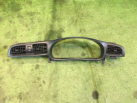 メーターパネルベゼル SUBARU LEGACY OEM 66180AE000 BH5 1998 Whait 51E