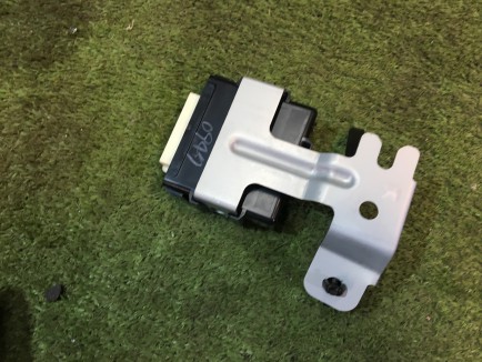 Блок управления фарами SUBARU OUTBACK OEM 84051AJ000 BRF 2009