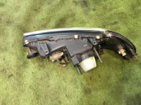 ヘッドライト SUBARU LEGACY OEM 84001AC160 84001AC170 BG5 1998