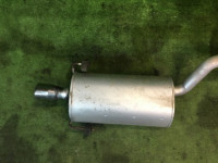 Silencioso trasero SUBARU LEGACY B4 OEM 44300AE020 BE9 2001 EJ254
