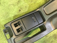 Porta-copos SUBARU LEGACY B4 OEM 66150AE020ML 92132AE000ML BE9 2001 Silver 01G