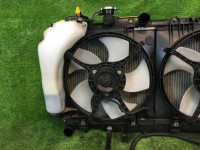 Radiador do motor SUBARU LEGACY B4 OEM 45111AE002 BE9 2001 EJ254
