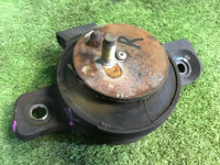 Right engine mount SUBARU LEGACY OEM 41022AE000 41022AE001 BH5 1999 EJ208