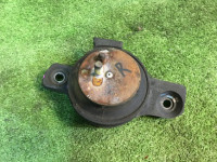 右发动机支座 41022AE000 41022AE001 SUBARU LEGACY