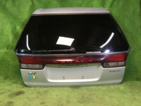 แผงตกแต่งระหว่างไฟท้าย 84251AC090 SUBARU LEGACY