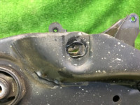 คานรองเครื่อง задняя SUBARU LEGACY OEM 20152AE000 BH5 2000 EJ206