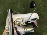 燃料ポンプ SUBARU LEGACY OEM 42021AE010 BH5 2000 EJ206