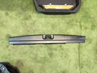 Обшивка багажника SUBARU LEGACY OEM 94047AE020NS 94047AE030NS 95066AE020ML 95066AE030ML 95065AE080ML BH5 2000 arctic silver M 792