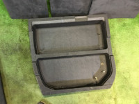Обшивка багажника SUBARU LEGACY OEM 94047AE020NS 94047AE030NS 95066AE020ML 95066AE030ML 95065AE080ML BH5 2000 arctic silver M 792