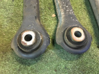 Brazos de suspensión traseros SUBARU LEGACY OEM 20250AE020 20250AE040 20250AE010 20250AE000 BH5 2000 EJ206