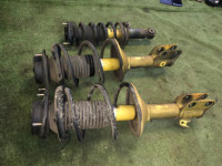 减震器 SUBARU LEGACY OEM 20310AE220 20310AE230 20330AE130 20365AE070 20380AE300 BH5 2000 EJ206