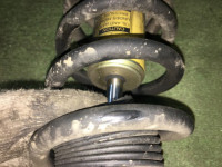 减震器 SUBARU LEGACY OEM 20310AE220 20310AE230 20330AE130 20365AE070 20380AE300 BH5 2000 EJ206