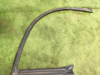 Junta de puerta derecha SUBARU LEGACY OEM 63521AE020 BH5 2000 arctic silver M 792