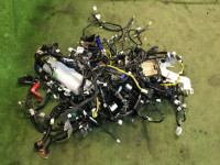 ชุดสายไฟ 81200AG310 81400AG670 SUBARU OUTBACK