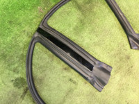 Borracha da porta esquerda SUBARU OUTBACK OEM 63521AG010 BP9 2006 grey 45A