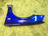 Aleta delantera izquierda SUBARU LEGACY OEM 57120AE010 BH5 1999 blue 89H