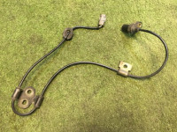เซ็นเซอร์ ABS หน้าซ้าย 27540AE010 SUBARU LEGACY B4