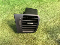 Regulador de caudal de aire izquierdo 66110AG011 SUBARU OUTBACK
