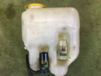 Washer bottle SUBARU LEGACY B4 OEM 86610AE010 BE5 BH5 BH9 BE9 BHE 2000 EJ206