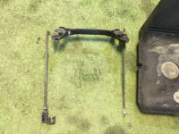 电瓶支架 SUBARU LEGACY B4 OEM 82161AA040 82122AA031 82182AA040 BE5 BH5 BH9 BE9 BHE 2000