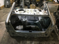 Guarda-lamas traseiro esquerdo SUBARU LEGACY B4 OEM 51410AE011 BE5 2000 Silver 792
