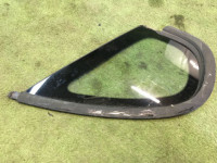 Vidro lateral fixo direito SUBARU LEGACY B4 OEM 65222AE000NB BE5 2000