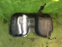 油箱 SUBARU LEGACY OEM 42120FA160 BD9 BG 1997 EJ25D