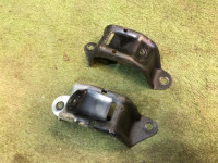 ขายึดเหล็กกันโคลงหลัง 20520AA011, 20520AA001 SUBARU LEGACY