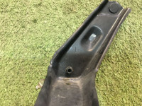 Soporte izquierdo del parachoques delantero SUBARU LEGACY OEM 57714AC050 BD9 1997 green 51D