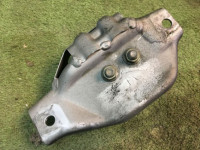 Soporte derecho del motor SUBARU LEGACY OEM 41022FA000 BD9 1997 EJ25D