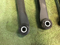 Brazos de suspensión traseros SUBARU LEGACY OEM 20270AA001, 20255AA300, 20255AA310, 20250AA002 BD9 1997 EJ25D