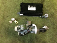 キーシリンダーセット SUBARU LEGACY OEM 57492AG070 BP5 2006 white pearl 37J