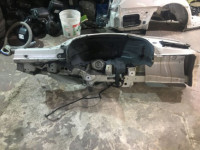 Guarda-lamas traseiro esquerdo SUBARU LEGACY OEM 51490AG0109P BP5 2006 white pearl 37J