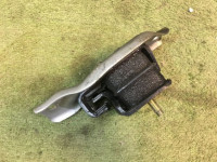 右发动机支座 SUBARU LEGACY OEM 41022FA000 BP5 BL5 2006 EJ204