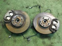Cubos dianteiros 28373AG000, 26300SA001, 26292SA001, 26292SA011 SUBARU LEGACY