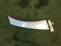 Ensanchador de aleta izquierdo 91021AG011WU SUBARU LEGACY