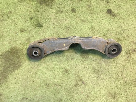 差速器支座 SUBARU LANCASTER OEM 41310AE020 BHE BEE 2001 EZ30